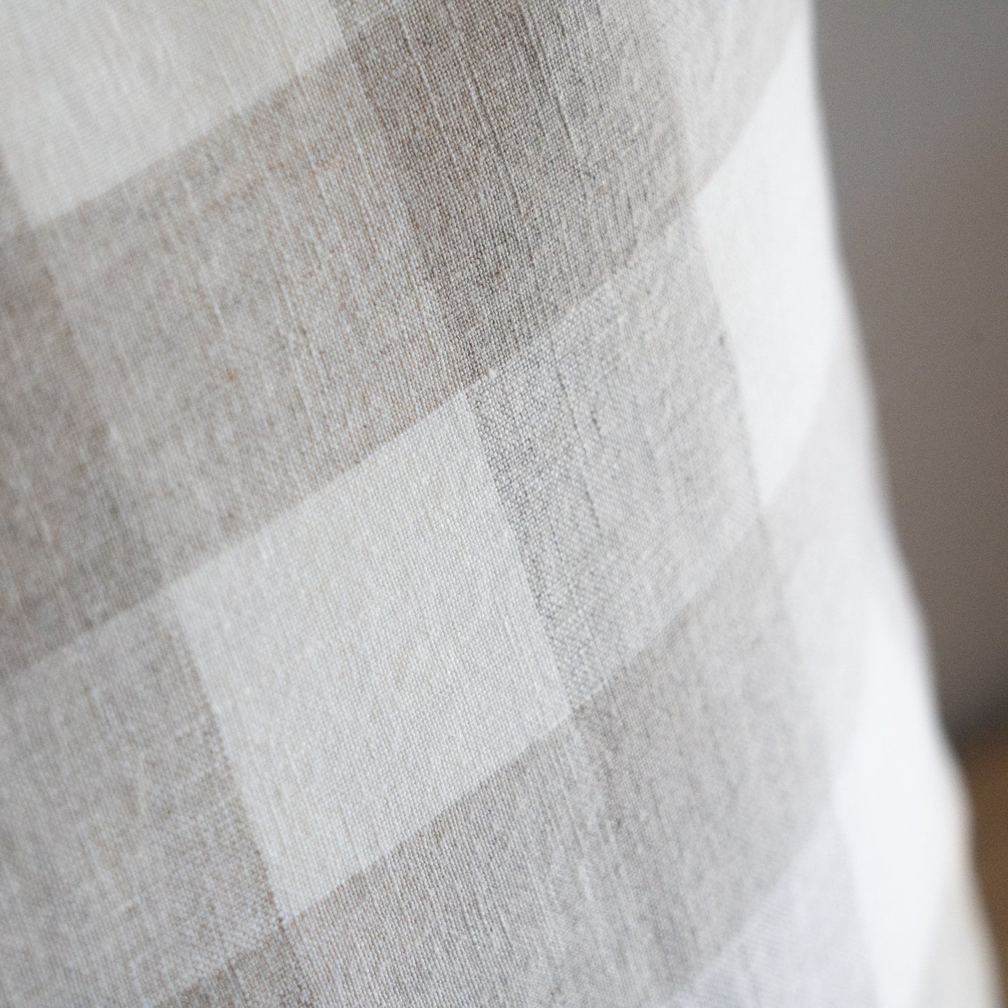 (Set of 2 ) 100% linen cushion cover, Hand made straight edge - Large Gingham check Beige/white (Copy)